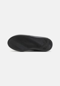 KARL LAGERFELD KAPRI SHINE - Trainers - black