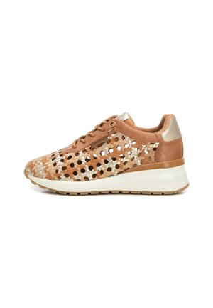 SNEAKER - Sneakers laag - camel