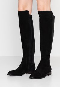 Alpe Botas mosqueteras - black