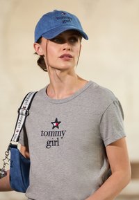 TOMMY GIRL UNISEX - Sapka - mid blue