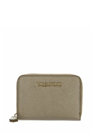 Portefeuille zippé Valentino en tissu taupe, avec détails logo en or, forme rectangulaire et surface texturée avec fermeture éclair.