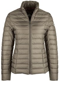 Gewatteerd, lichtgewicht jack in licht taupe, met een hoge kraag, volledige ritssluiting en horizontale stiksels voor isolatie.