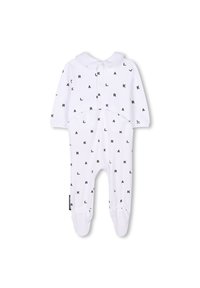 Bodysuit blanc pour bébé avec des manches longues, lettres noires imprimées partout, boutons pression à l'avant et design avec pieds. Tissu doux et détail de collier.