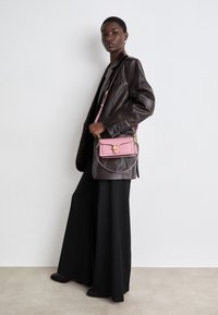 COACH TABBY SHOULDER BAG REFRESH - Handbag - true pink