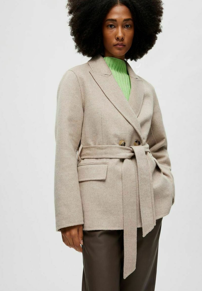 Selected Femme SLFTARA HANDMADE JACKET Summer jacket sandshell