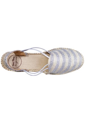 bullboxer espadrilles