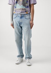 HUGO JONAH - Tiesaus kirpimo džinsai - light/pastel blue