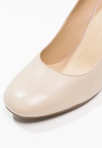 Geox Decolleté - beige