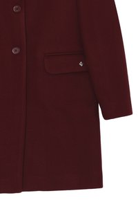 Cappotto in lana bordeaux con design a un petto, due bottoni, una tasca a sinistra e un piccolo logo metallico sulla tasca.