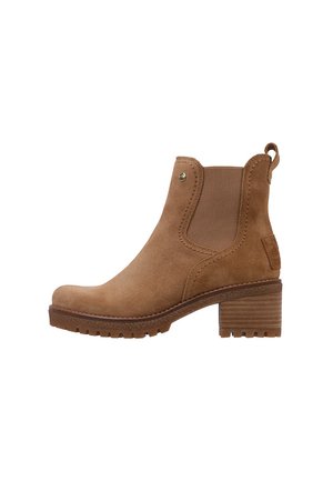Panama Jack PIA TRAV - Botines con plataforma - camel
