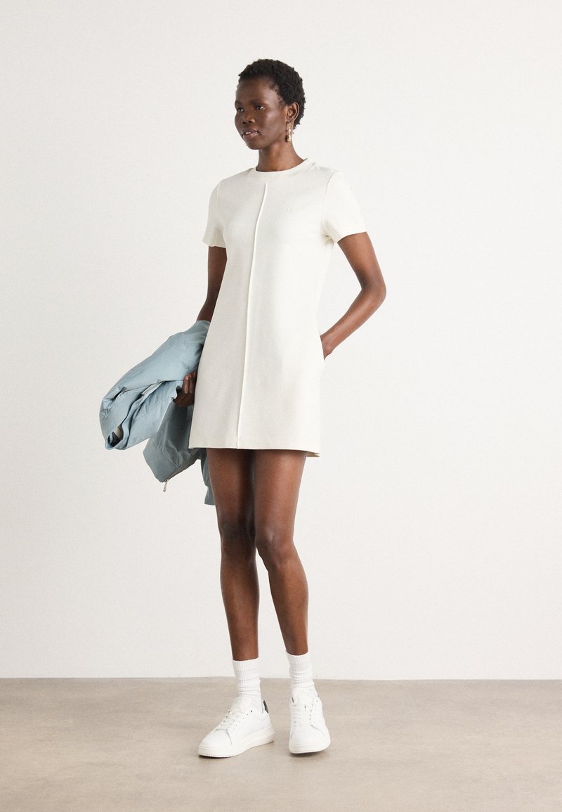 Calvin Klein Jeans MILANO T SHIRT DRESS - Jersey dress - tofu/off-white -  Zalando.co.uk