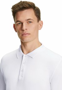 FALKE BASIC POLO SHIRT LONGSLEEVE - Poloshirt - white