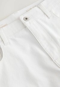ESSENTIAL STRETCH - Jeans Slim Fit - white