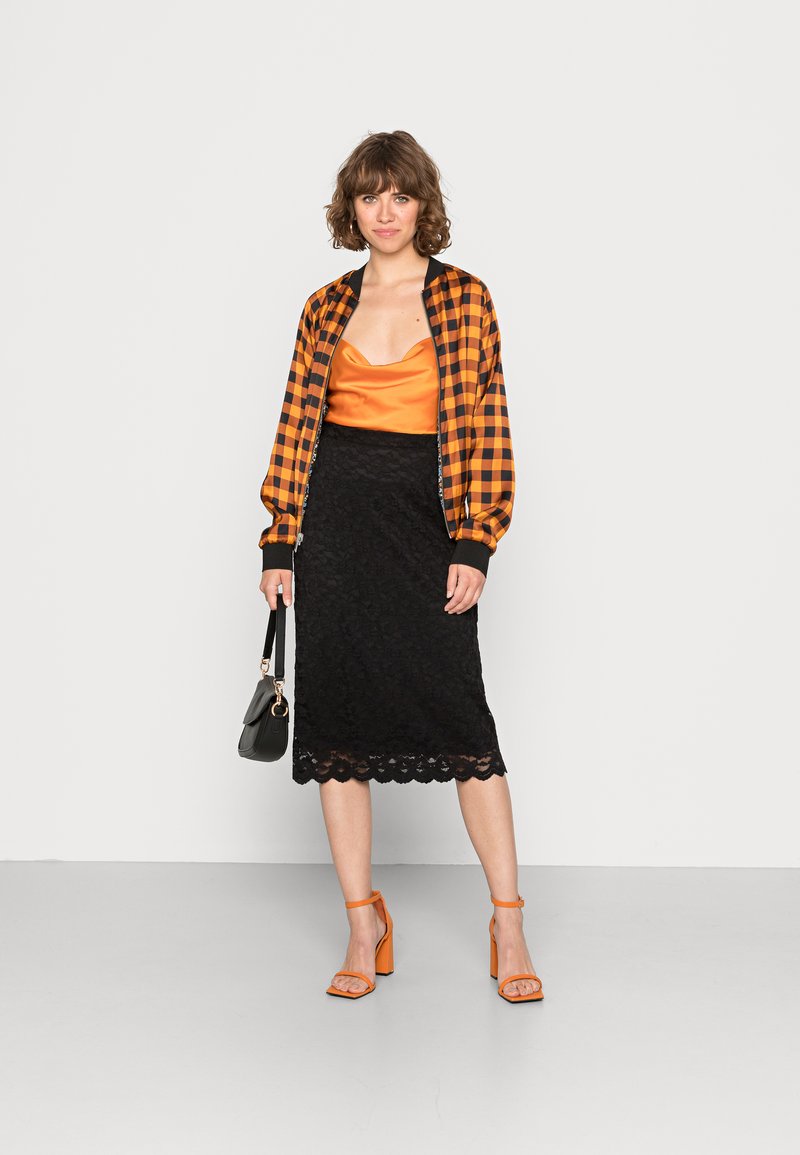 Damen Jeansröcke | Vila VIKALILA MIDI SKIRT Bleistiftrock black/schwarz - HY14538 Damen Jeansröcke | Vila VIKALILA MIDI SKIRT Bleistiftrock black/schwarz - HY14538