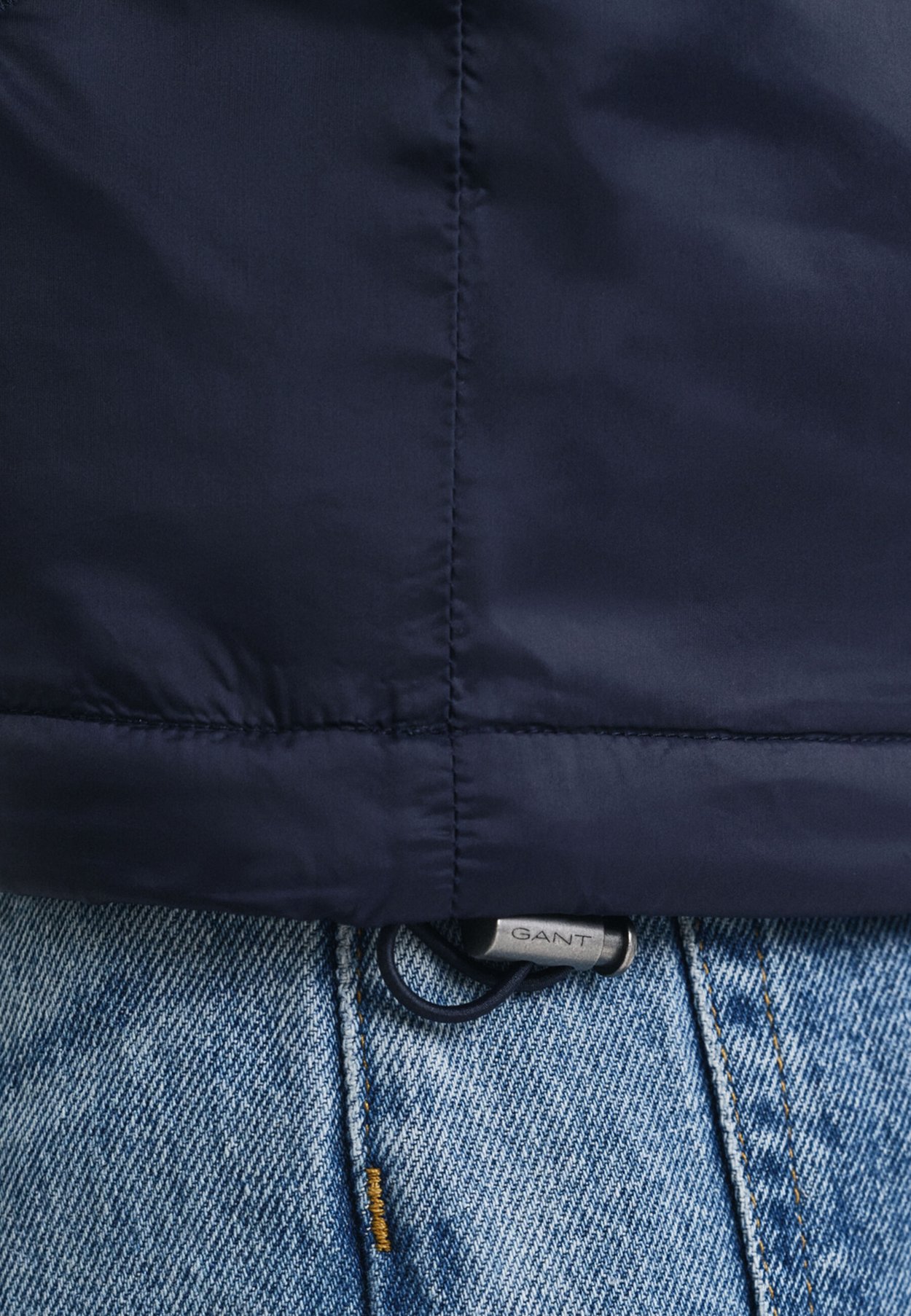 LIGHT INSULATED
