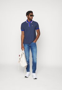 Tommy Jeans - SCANTON SLIM  - Jeans slim fit - denim medium - 1