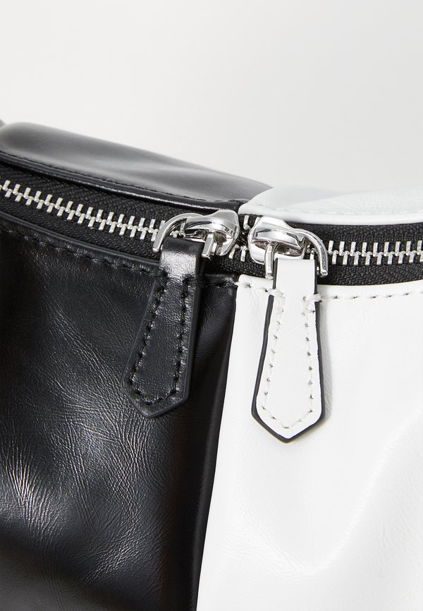 JOANN SHOULDER BAG - Handbag3