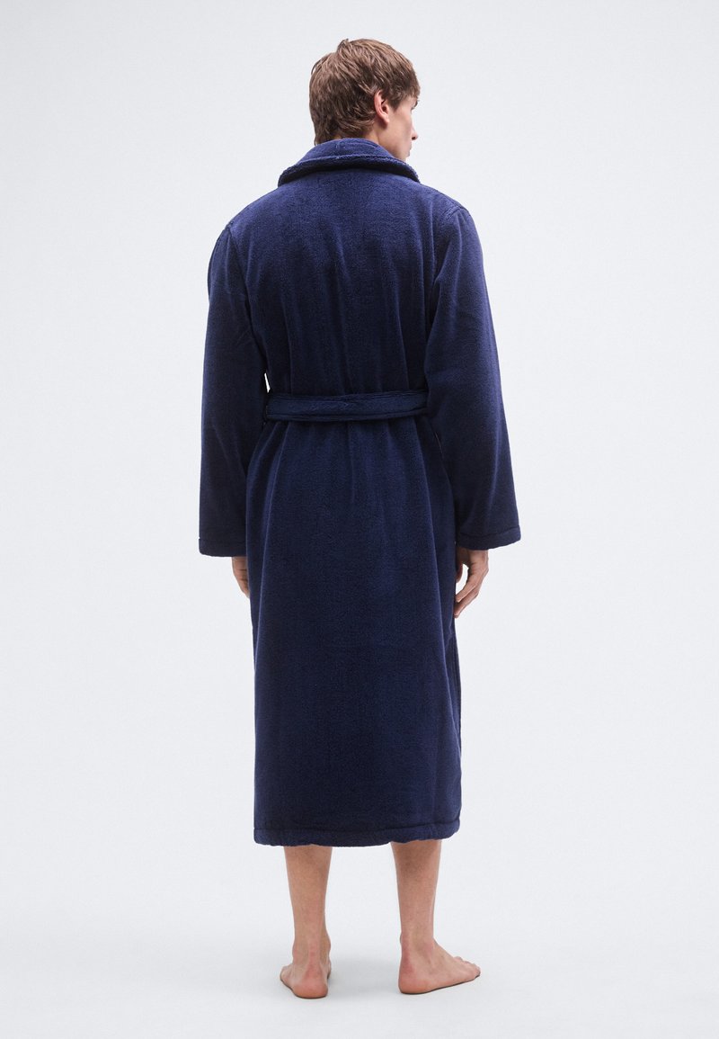 Accappatoio In Spugna Con Righe, Colletto A Scialle E Maniche Lunghe - Foto 9