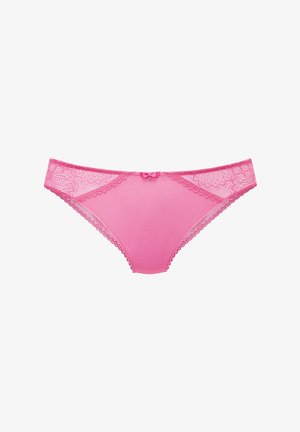 Rosa Damen-Spitzen-Bikini-Unterwäsche mit einer kleinen Schleife und dekorativen Spitzenpanelen an den Seiten vor weißem Hintergrund.