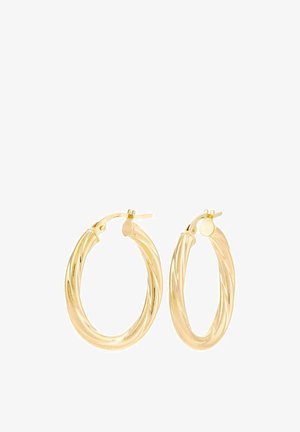 Boucles d'oreilles créoles en ton or avec un design torsadé et une finition polie. Elles comportent une fermeture à clapet sécurisée. Forme circulaire avec une texture lisse.