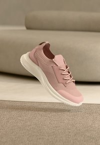 Δεν επιλέχθηκε, pink