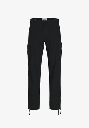 Pantalones cargo negros con corte recto, que cuentan con bolsillos laterales, cierre de botón y cordones elásticos en los tobillos. Fabricados en tejido resistente.