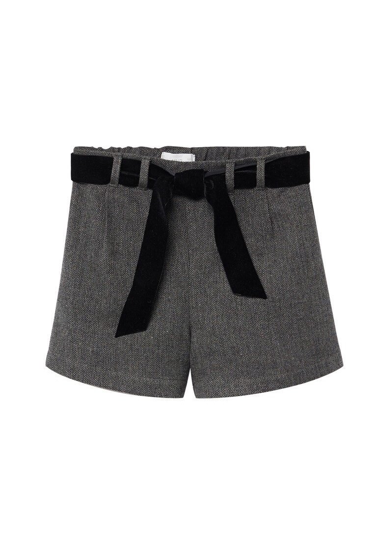 Šortky v šedém houndstooth vzoru s černým sametovým pásem. Mají vysoký pas a nařasený elastický pás pro větší pohodlí.
