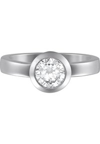 Anello in argento sterling con pietra centrale rotonda in diamante chiaro, incastonato in una montatura lucida sopra un band liscio.