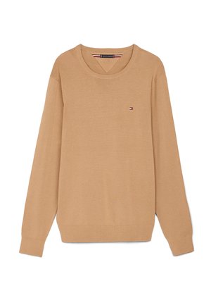 Maglione lavorato a maglia marrone chiaro con maniche lunghe, collo rotondo e piccolo logo decorativo sul petto. Texture morbida e design casual.