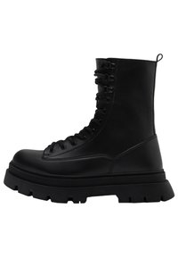 Bershka Stivaletti stringati - black