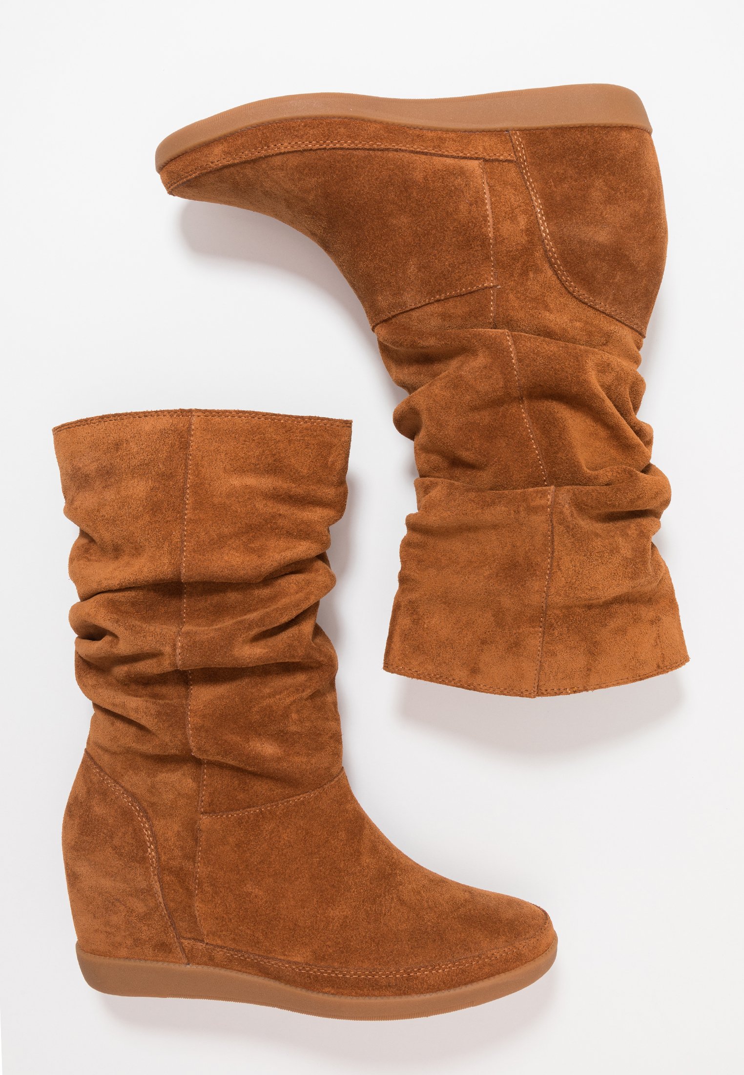 Shoe The Bear EMMY SLOUCHY Stövlar med kilklack brown Shoe The Bear EMMY SLOUCHY Stövlar med kilklack brown