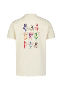 Crème-kleurig T-shirt met een levendige afbeelding van kleurrijke busten op de achterkant, met de tekst "Italiaanse Zonsondergang in Rome."