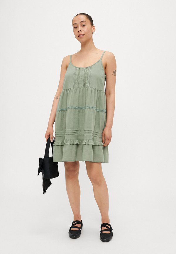 VMPRETTY SHORT SINGLET DRESS  - Day dress2