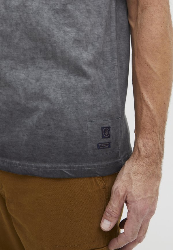 FQEMIL - Print T-shirt4