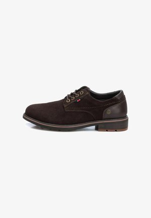 XTI Zapatos con cordones - brown