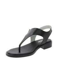 Sandale en cuir noir avec un design à bride T, dos ouvert et talon bas. Présente une semelle lisse et des détails cousus pour ajouter de la texture.