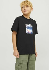 Jack & Jones Junior GEDRUCKT - T-shirt imprimé - black