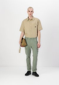 Thumbnail Image 3
