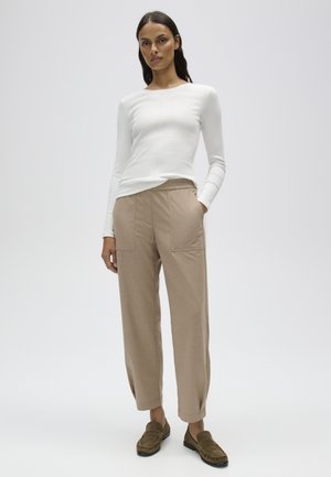 OPUS, SLIM FIT RIB SCHMALE PASSFORM RUNDHALSAUSSCHNITT - Langarmshirt - milk