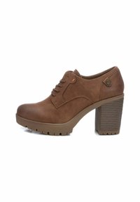 Refresh Zapatos altos - camel