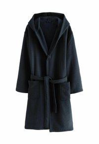 Tmavomodrý kapucňový župan s dlhými rukávmi, textúrovaná tkanina, zodpovedajúci pás, dve predné vrecká a kontrastná mäkká podšívka.