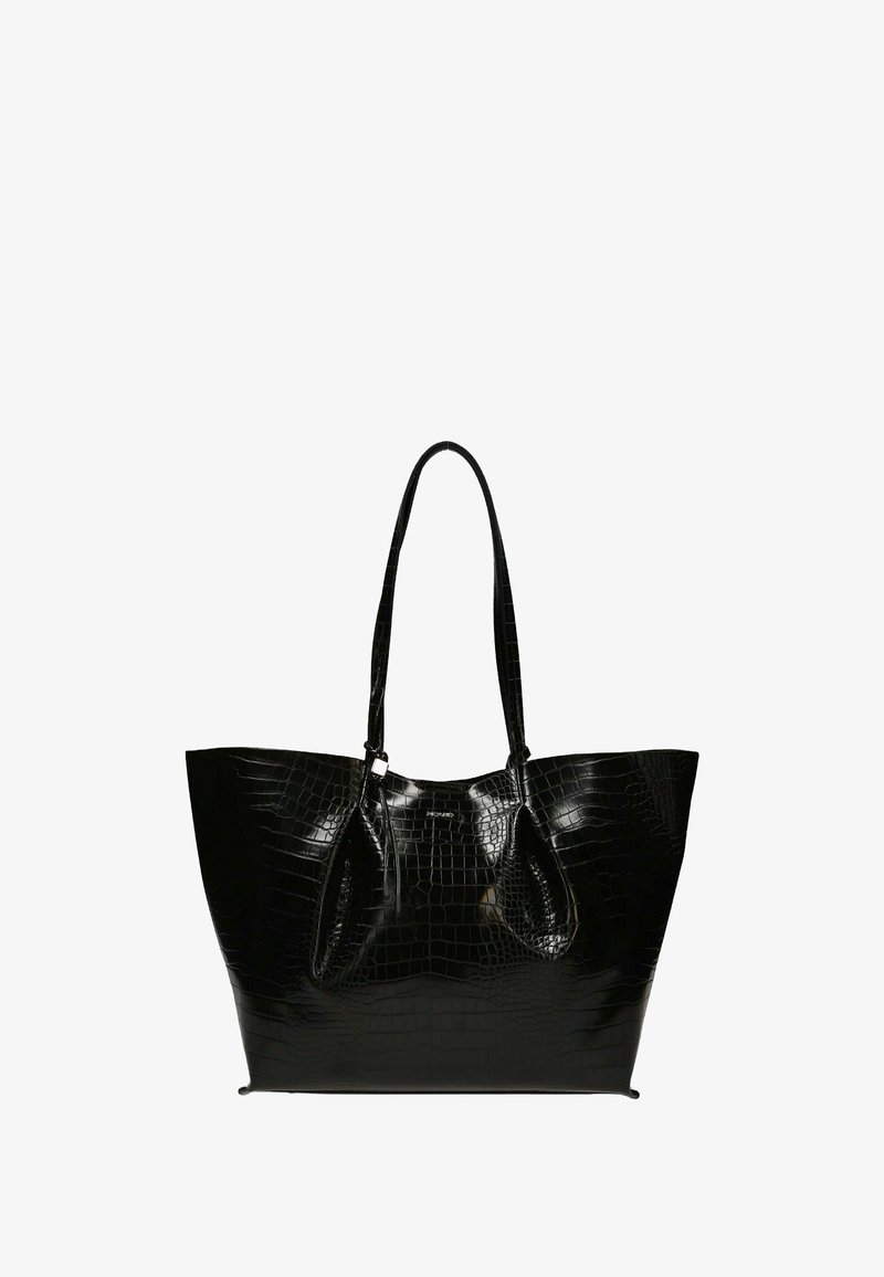 Zwarte krokodillen-embossed tote bag met een gladde, glanzende afwerking, twee lange handvatten en een open topontwerp. Vrij van extra hardware of accenten.