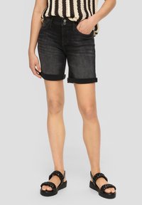 s.Oliver BERMUDA SLIM FIT MID RISE - Jeansshort - graphit