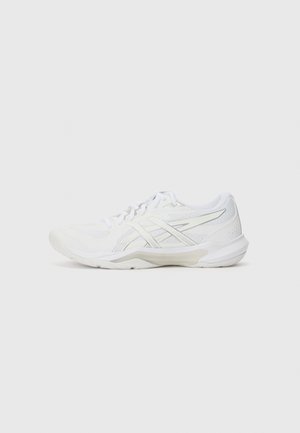Weiße Sportschuhe aus Mesh- und Synthetikmaterialien. Mit einem Schnürdesign, strukturierter Oberfläche und einer glatten Gummisohle.