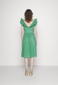 Swing Vestido de cocktail / Vestido de festa - avocado green