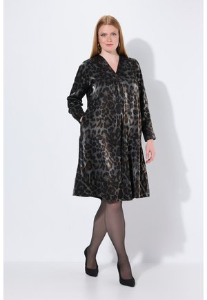 MIDI LEO-DESIGN A-LINIE V-AUSSCHNITT LANGARM - Vestito casual - dark marine