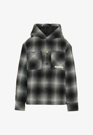 Czarna i szara kratkowana kurtka z kapturem, z zapięciem na napy, dwiema kieszeniami na piersi, zielonym guzikiem w kształcie łapy oraz napisem "BARROW" na jednej kieszeni.