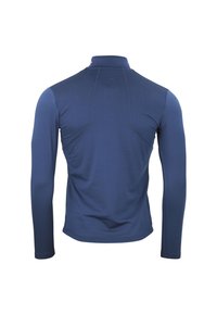 Donkerblauwe langemouwen top met een hoge kraag, een soepele textuur en vlakke naden. Getailleerde pasvorm zonder zichtbare patronen of accenten.