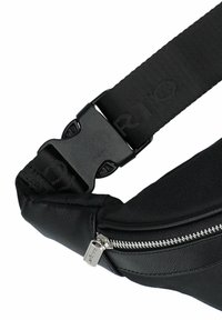 Lancerto NERKA CLARK - Saszetka nerka