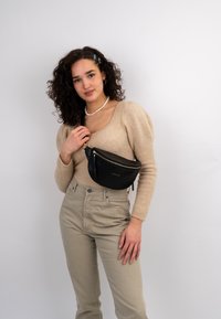 Thumbnail Image 2